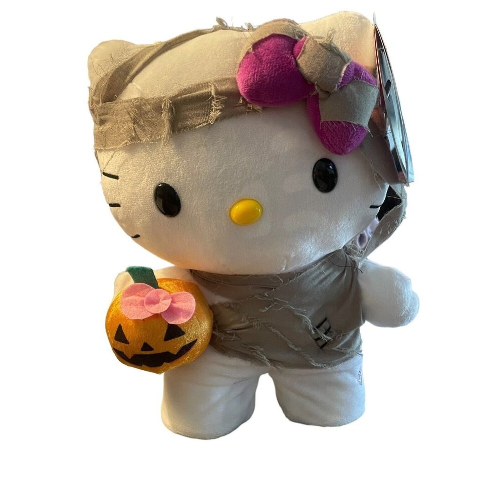 NWT Hello Kitty Animated Halloween Mummy‎ Holding Pumpkin Side Stepper Plush